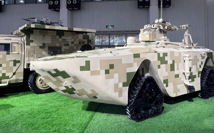 “海上蛟龍”國產(chǎn)兩棲無人戰(zhàn)車驚艷珠海航展！